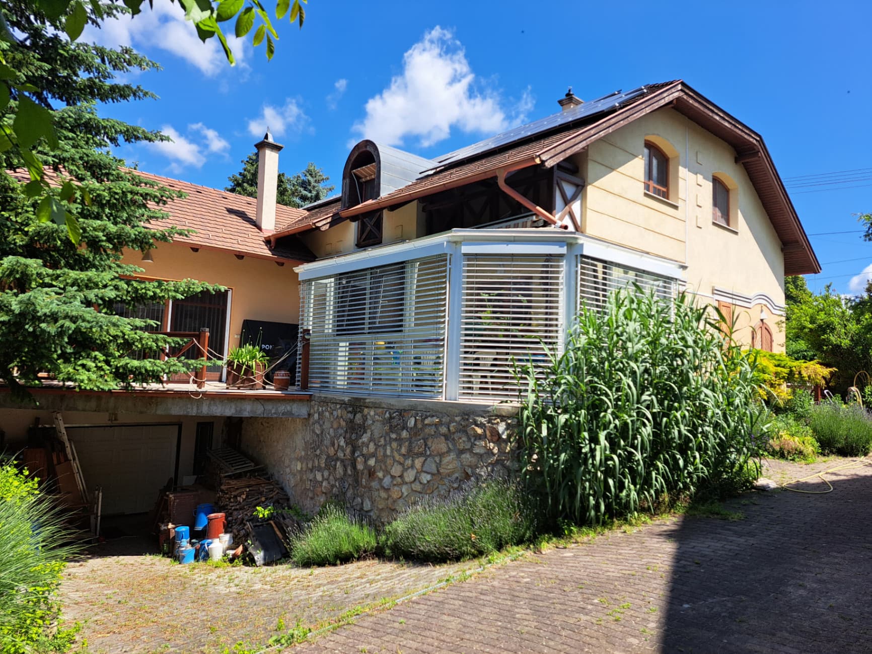 Haus in Székesfehérvár, Ungarn – BixBuz Anzeige (101)
